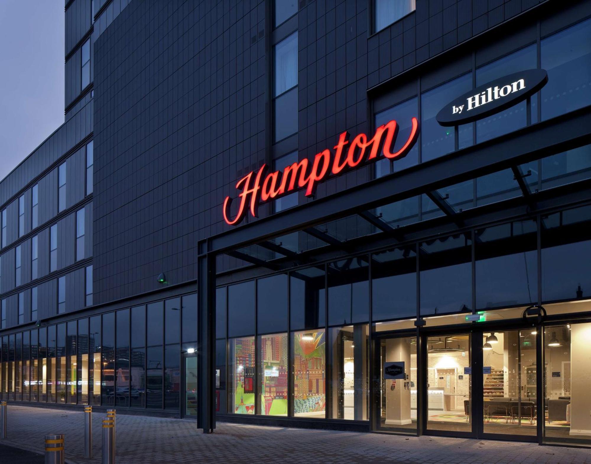 Hampton By Hilton Leeds City Centre Esterno foto